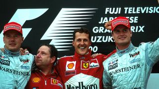 2000 Zum ersten Mal seit 1979 gewann ein Ferrari-Pilot die Fahrer-WM. Mit einem Sieg vor seinem Titelrivalen Mika Häkkinen sicherte sich Michael Schumacher seinen dritten WM-Titel und den 1. mit Ferrari!, Foto: Sutton