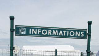 In Frankreich ist alles weit weg. Der Grund wurde nun gefunden. Die Informationen landen im Müll., Foto: Sutton