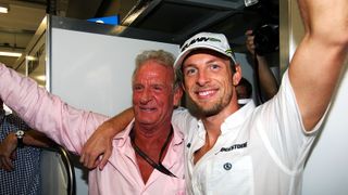 Le Figaro, Frankreich: "Button, der überraschende Titel für die Geduld. Das ist eine Erfolgsstory großen Stils. Die eines Fahrers, der nach einer holprigen Karriere noch einmal zurückkommt. Niemand hätte im vergangenen Winter noch einen Euro auf Jenson Button gesetzt.", Foto: Sutton