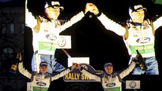 Jari-Matti Latvala hat zum zweiten Mal seit 2008 die Rallye Schweden gewonnen und sprach von einem sehr besonderen Sieg. Nicht nur, dass er an gleicher Stelle seinen ersten WRC-Triumph feierte, sondern der Ford-Werkspilot konnte sich - nach seinem frühen Aus in Monte Carlo - mit 26 Punkten wieder zurück im WM-Kampf melden. Der Finne erzielte acht Bestzeiten und dominierte die Rallye. Einzig ein Reifenplatten zum Ende hätte den Sieg noch gefährden können., Foto: Ford