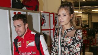 Fernando Alonso, Ferrari: "Es war ein fantastisches Rennen von Anfang bis Ende und es ist ein tolles Gefühl, jetzt hier vorne zu stehen - nach dem Aus in Malaysia war natürlich der Druck da, hier ankommen zu müssen. Am Ende des Rennens ist dieser Triumph also eine schöne Belohnung für alle im Team und vor allem hochverdient.", Foto: Sutton