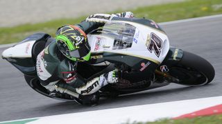 56,570 - Michael Laverty, der den Argentinien-Grand-Prix als 18. beendete, passierte die Ziellinie nur 56,670 Sekunden nach Sieger Marc Marquez. Erst zum zweiten Mal in der 65-jährigen Geschichte der Königsklasse kamen die ersten 18 Piloten in einem Rennen innerhalb einer Minute ins Ziel. Erstmals war das in Malaysia 2007 der Fall, als Makoto Tamada auf Rang 18 59,596 Sekunden Rückstand hatte., Foto: Bridgestone
