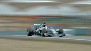 Lewis Hamilton: Es fühlt sich nicht spektakulär an. Es ist hier viel härter als auf anderen Strecken. Ich bin nicht wirklich zufrieden mit dem Auto, das müssen wir uns auf jeden Fall anschauen. Ich setzte meine Zeit später als jeder andere, also ist sie nicht wirklich relevant., Foto: Sutton