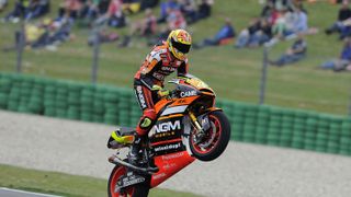 66 - In seiner fünften MotoGP-Saison oder anders gesagt an seinem 66. Rennwochenende in der Königsklasse konnte Aleix Espargaro seine erste MotoGP-Pole einfahren. Es war gleichzeitig die erste Pole Position für sein Team Forward Racing und einen Fahrer aus der in diesem Jahr neuen Open-Klasse., Foto: Milagro