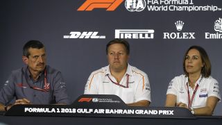 F1-Besitzer Liberty Media hat in Bahrain für ein Formel-1-Beben gesorgt. In der Wüste von Sakhir präsentierte der kommerzielle Rechteinhaber der Königsklasse den zehn Teams seine Pläne für die Zukunft der Formel 1 ab 2021. Gleich fünf Säulen nannte Liberty Media: Motoren, Geldverteilung, Kosten, Sportliches und Technisches Reglement sowie die Formel-1-Regierung. Über die konkreten Inhalte der 80-minütigen Präsentation wurde Stillschweigen vereinbart, Reaktionen dazu gibt es dennoch. Motorsport-Magazin.com hat die relevantesten zusammengestellt., Foto: Sutton