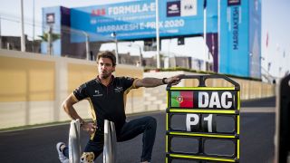 Antonio Felix da Costa (1.): "Ich musste Max rankommen lassen. Ich brachte ihn dahin mehr Energie zu benötigen. Das Auto war hier von Beginn an schnell. Mit der Pole Position war ich happy. Das Rennen war ein bisschen komplizierter als es aussah. Wir mussten mit der Strategie spielen. Aber es klappte gut." , Foto: LAT Images