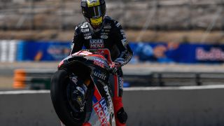 Tom Lüthi (7. Moto2, Dynavolt Intact GP): Der Schweizer konnte sich für die Nullnummer im ersten Jerez-Rennen rehabilitieren. Von P9 gestartet, konnte er das Rennen auf dem 7. Platz beenden und damit seine beste Platzierung des laufenden Jahres holen. Auf die Podestplätze fehlten ihm aber mehr als zehn Sekunden., Foto: MotoGP.com
