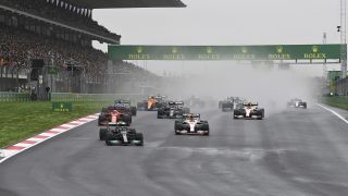 Zum zweiten Mal in Folge beschenkte uns das Formel-1-Rennen in der Türkei mit einem Regenrennen. So spannend wie im Vorjahr war es zwar nicht, dafür kommen in diesem Jahr auch die Statistik-Freunde auf ihre Kosten. MSM-Redakteur Florian Niedermair hat die interessantesten Statistiken des Wochenendes gesammelt. , Foto: LAT Images