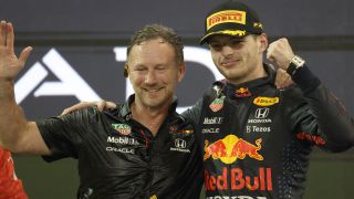Max Verstappen hat es geschafft: Mit gerade einmal 24 Jahren krönt sich der Niederländer in Abu Dhabi zum ersten Mal zum Formel-1-Weltmeister. Einen Rekord hat er damit allerdings nicht aufgestellt. Wo rangiert Verstappen in der Liste der jüngsten Weltmeister? Motorsport-Magazin.com gibt den Überblick., Foto: LAT Images Max Verstappen hat es geschafft: Mit gerade einmal 24 Jahren krönt sich der Niederländer in Abu Dhabi zum ersten Mal zum Formel-1-Weltmeister. Einen Rekord hat er damit allerdings nicht aufgestellt. Wo rangiert Verstappen in der Liste der jüngsten Weltmeister? Motorsport-Magazin.com gibt den Überblick., Foto: LAT Images